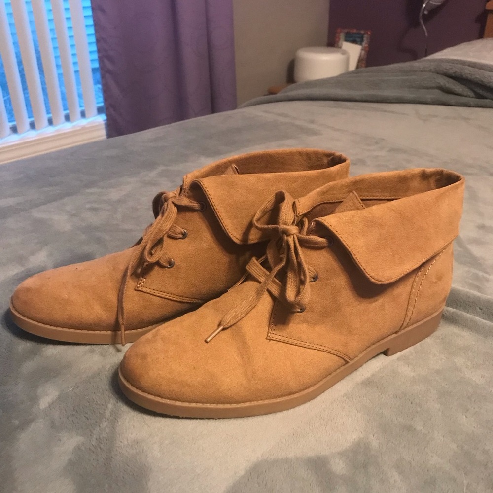 Ankle booties